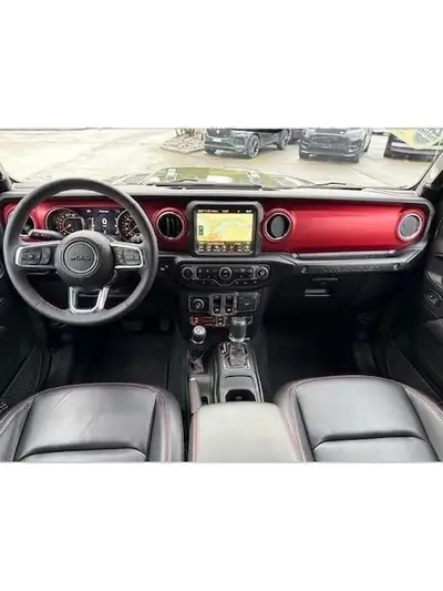 Jeep Wrangler Rubicon 2.0 Turbo 2024 — SUV 4x4 préparé avec seilwinde et accessoires off-road premium — Miniature 16