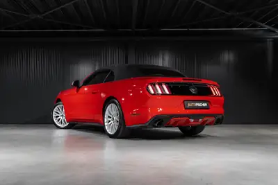 Ford Mustang Convertible 2.3 Automat — Cabriolet mythique, 317 ch et faible kilométrage — côté