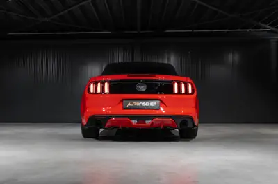Ford Mustang Convertible 2.3 Automat — Cabriolet mythique, 317 ch et faible kilométrage — Miniature 7