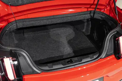 Ford Mustang Convertible 2.3 Automat — Cabriolet mythique, 317 ch et faible kilométrage — Miniature 23