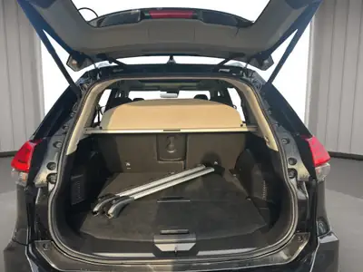 Nissan X-Trail 1.3 DIG-T Tekna — SUV polyvalent, sans sinistre, 96'700 km — Miniatur 11
