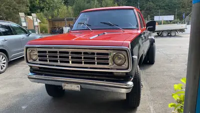 Dodge Ram 1976 — Véhicule de pompiers historique, 28000 km seulement — arrière