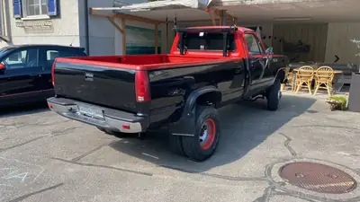 Dodge Ram 1976 — Véhicule de pompiers historique, 28000 km seulement — intérieur