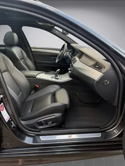 BMW 530d Touring xDrive — Break diesel performant, M Sport, faible consommation — Miniature 13