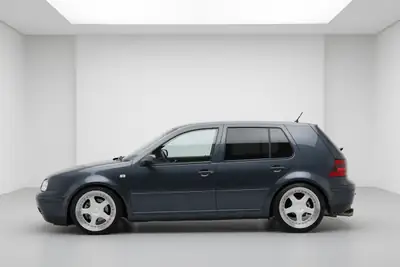 VW Golf 1.8 T GTI RS Edition 1999 — Youngtimer authentique, tuning homologué & frais d'entretien — côté