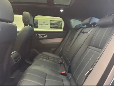 Range Rover Velar R-Dynamic D 300 — Diesel MHEV hybride, 37'000 km seulement — Miniatura 22
