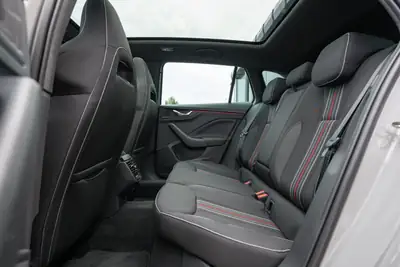 Skoda Scala 1.5 TSI Monte Carlo DSG — Berline dynamique, quasi neuve avec garantie constructeur — Miniature 12