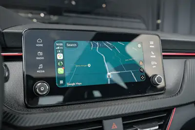 Skoda Scala 1.5 TSI Monte Carlo DSG — Berline dynamique, quasi neuve avec garantie constructeur — Miniature 18