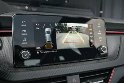 Skoda Scala 1.5 TSI Monte Carlo DSG — Berline dynamique, quasi neuve avec garantie constructeur — Miniature 19