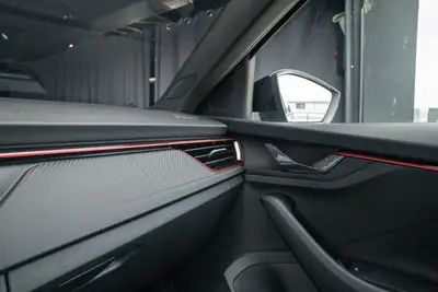 Skoda Scala 1.5 TSI Monte Carlo DSG — Berline dynamique, quasi neuve avec garantie constructeur — Miniature 21