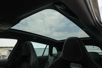 Skoda Scala 1.5 TSI Monte Carlo DSG — Berline dynamique, quasi neuve avec garantie constructeur — Miniature 22