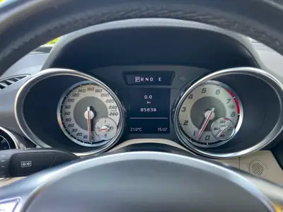 Mercedes-Benz SLK 200 — Cabriolet élégant, moteur performant et entretien impeccable — detail