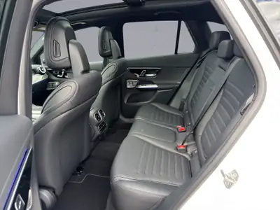 Mercedes-Benz GLC 53 AMG 4matic+ — Performance hybride et technologie 2026 — Miniature 10