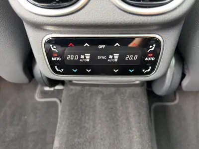 Mercedes-Benz GLC 53 AMG 4matic+ — Performance hybride et technologie 2026 — Miniature 20