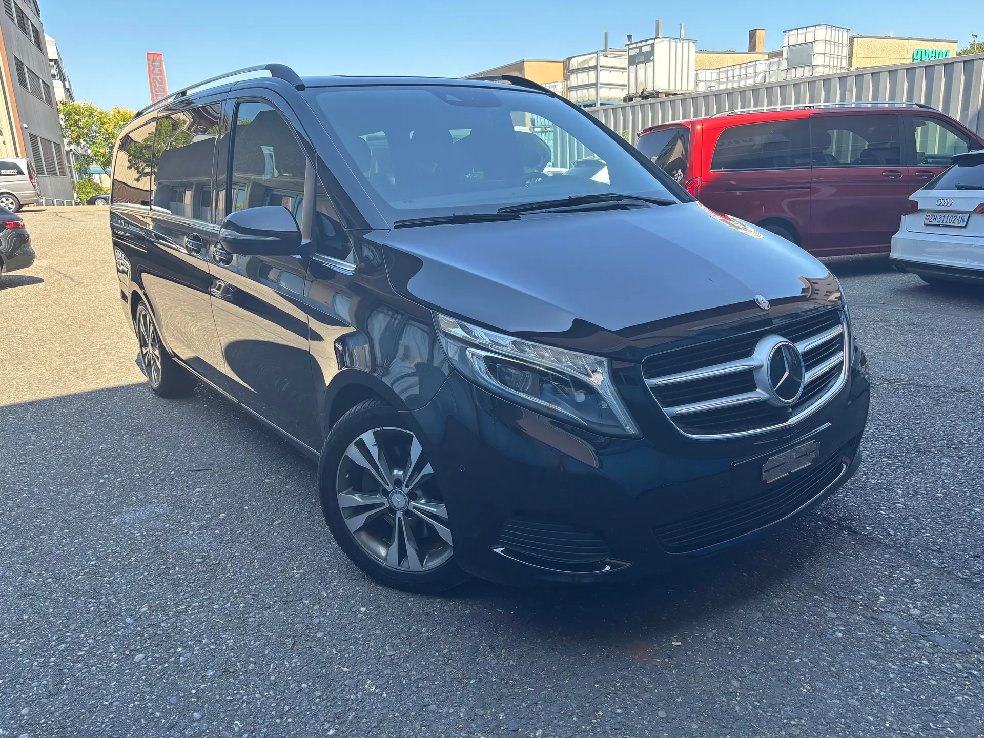 Mercedes-Benz V 250 d Swiss Edition — Monospace premium 7 places, 4Matic, topologie complète
