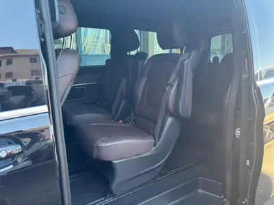 Mercedes-Benz V 250 d Swiss Edition — Monospace premium 7 places, 4Matic, topologie complète — détail