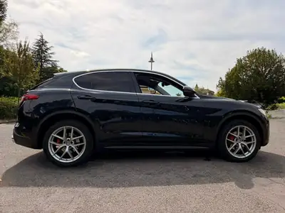 Alfa Romeo Stelvio 2.0 Super Q4 — SUV sportif essence, 280 ch, traction intégrale — Miniature 7