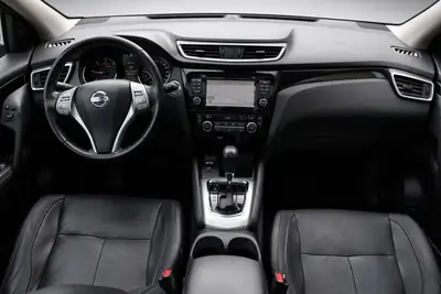 Nissan Qashqai 1.6 dCi Tekna — SUV compact fiable, automatique CVT, faible consommation — Miniature 11