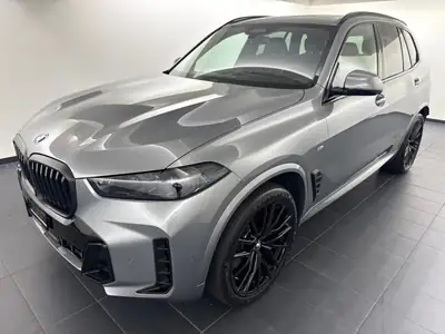 BMW X5 xDrive 40d M Sport Pro — 7 places, peu kilométré, luxe et puissance — vue extérieure
