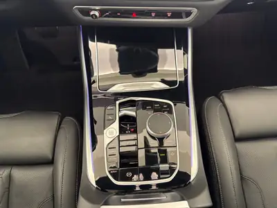 BMW X5 xDrive 40d M Sport Pro — 7 places, peu kilométré, luxe et puissance — Miniature 14