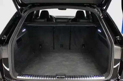 Audi SQ8 4.0 V8 TFSI Quattro — SUV haute performance, sans sinistre, 81000 km — Miniatura 9