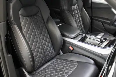 Audi SQ8 4.0 V8 TFSI Quattro — SUV haute performance, sans sinistre, 81000 km — Miniatura 15