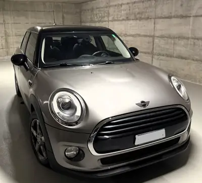 MINI Cooper 1.5i Steptronic — Citadine dynamique, boîte auto, 73'000 km — arrière