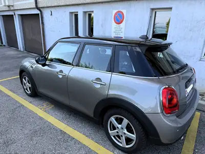 MINI Cooper 1.5i Steptronic — Citadine dynamique, boîte auto, 73'000 km — côté