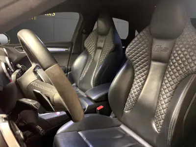 Audi RS3 Limousine 2.5 TSI — 400 ch, quattro intégral et seulement 66'300 km — Miniature 9