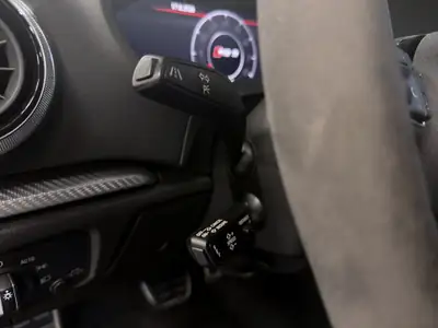 Audi RS3 Limousine 2.5 TSI — 400 ch, quattro intégral et seulement 66'300 km — Miniature 15