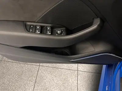 Audi RS3 Limousine 2.5 TSI — 400 ch, quattro intégral et seulement 66'300 km — Miniature 16