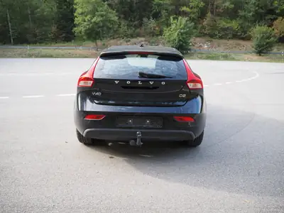 Volvo V40 2.0 D2 Kinetic — Break compact diesel fiable, 139'000 km — dettaglio