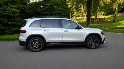 Mercedes-Benz GLB 200 d 4Matic AMG Line — SUV 7 places diesel, 27 500 km seulement — dettaglio