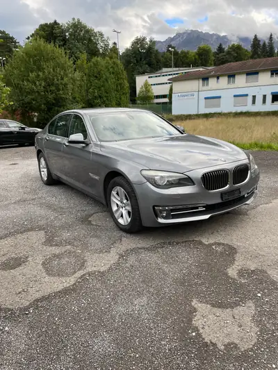 BMW 730d — Berline de luxe diesel, 175'000 km, sans sinistre — Außenansicht