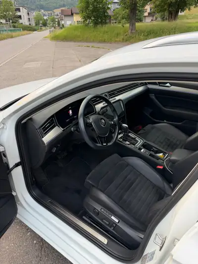 VW Passat Variant 1.8 TSI Highline DSG — Break dynamique, entretien impeccable, 82'000 km — Miniature 7
