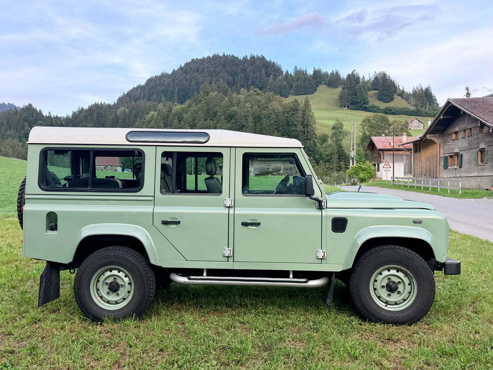 Land Rover Defender 2016 occasion Rougemont — 2