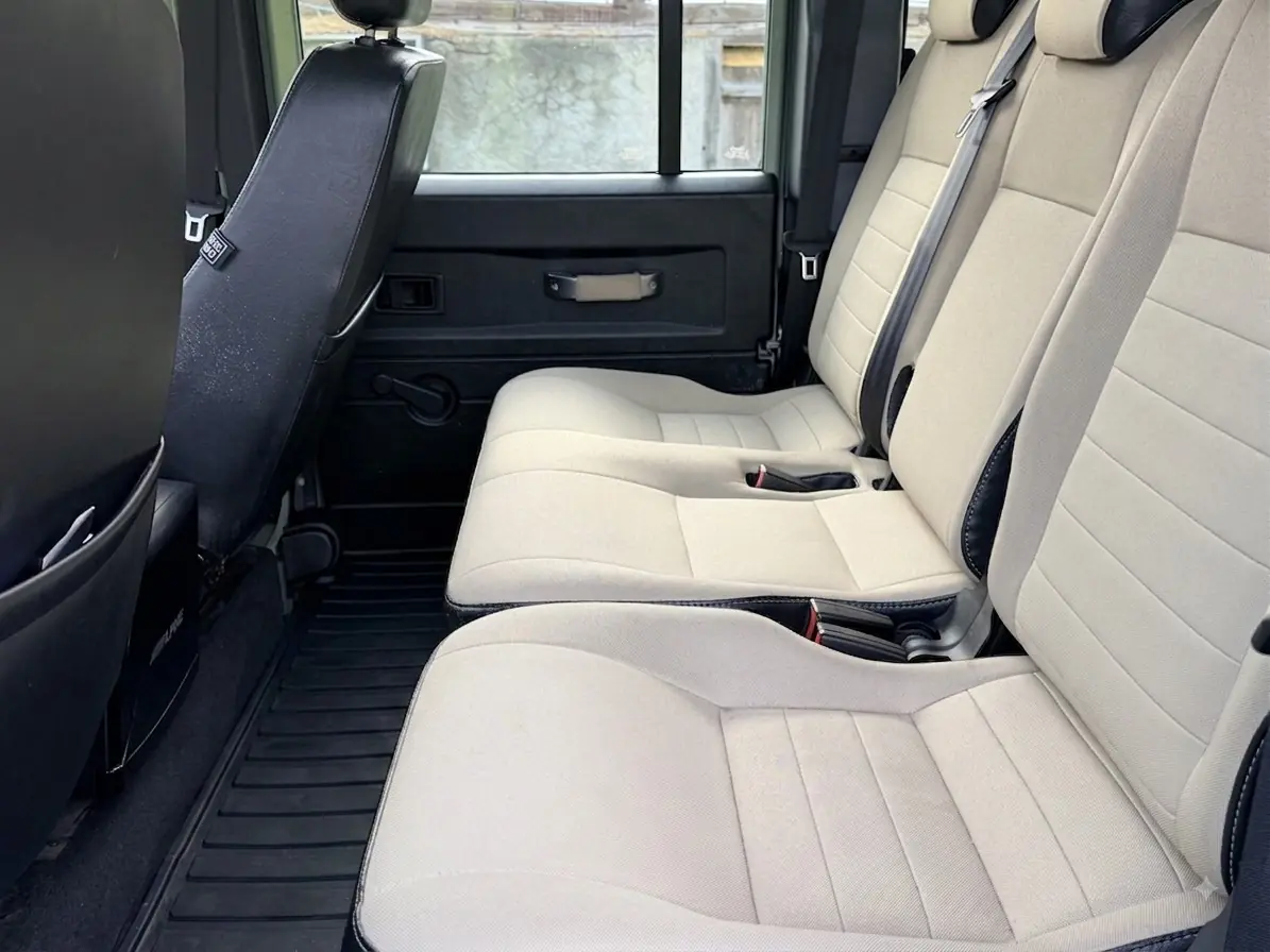 Land Rover Defender 2016 occasion Rougemont — 5