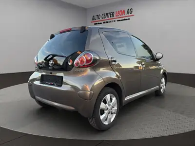 Toyota Aygo 1.0 VVT-i Luna 2013 — Citadine économique et fiable, entretien à jour — détail