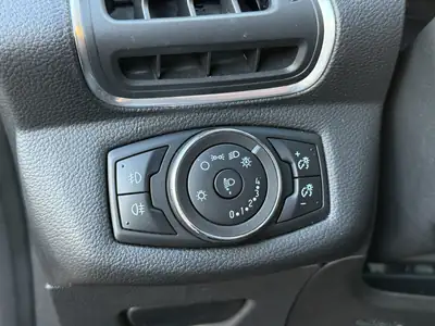 Ford B-Max 1.6 Ti-VCT Trend — Monospace compact, équipé et économe — Miniature 24