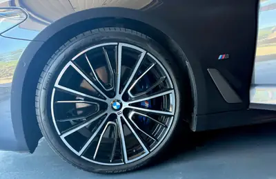 BMW M550i xDrive SAG — Berline sportive 530 ch, équipement M complet, 45'000 km — Miniature 7