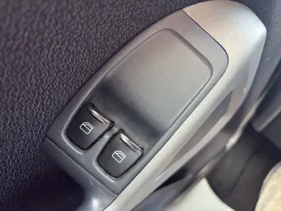 Smart Fortwo Passion MHD — Citadine compacte et économique, entretien complet — Miniatura 13