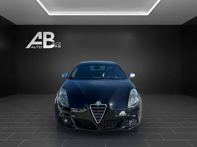 Alfa Romeo Giulietta 1.4 MultiAir 170 PS — Élégance italienne, transmission automatique TCT — vue extérieure