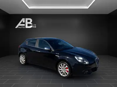 Alfa Romeo Giulietta 1.4 MultiAir 170 PS — Élégance italienne, transmission automatique TCT — détail
