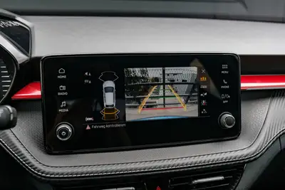 Skoda Fabia 1.0 TSI Monte Carlo DSG — Citadine dynamique, garantie 5 ans, très peu kilométrée — Miniatura 19