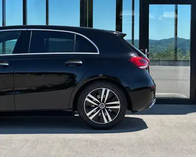 Mercedes-Benz Classe A 250 — Compacte dynamique, révisée, 8 pneus neufs inclus — detail