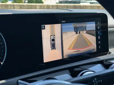 Mercedes-Benz Classe A 250 — Compacte dynamique, révisée, 8 pneus neufs inclus — Thumbnail 15