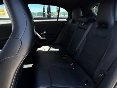 Mercedes-Benz Classe A 250 — Compacte dynamique, révisée, 8 pneus neufs inclus — Thumbnail 14