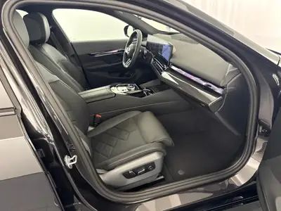 BMW 540d xDrive — Break premium hybride 48V, première main, équipement complet — Miniature 9