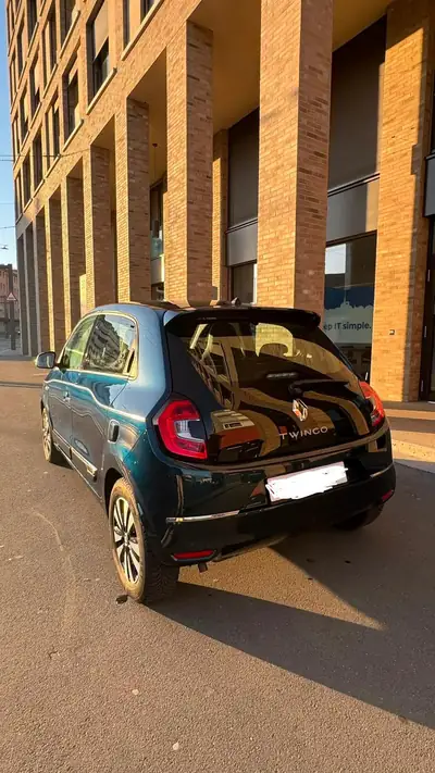 Renault Twingo 1.0 SCe 65 Urban Night — Citadine économe et fiable, 62 000 km — Heckansicht