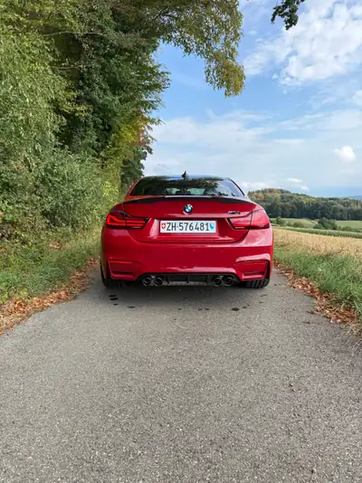 BMW M4 Coupe Heritage 1/750 — Sportive mythique, édition limitée et kilométrage modéré — Miniature 7